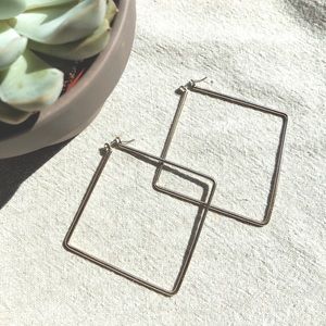 🍋 3/$25 ⭐️ gold square hoop earrings ⭐️